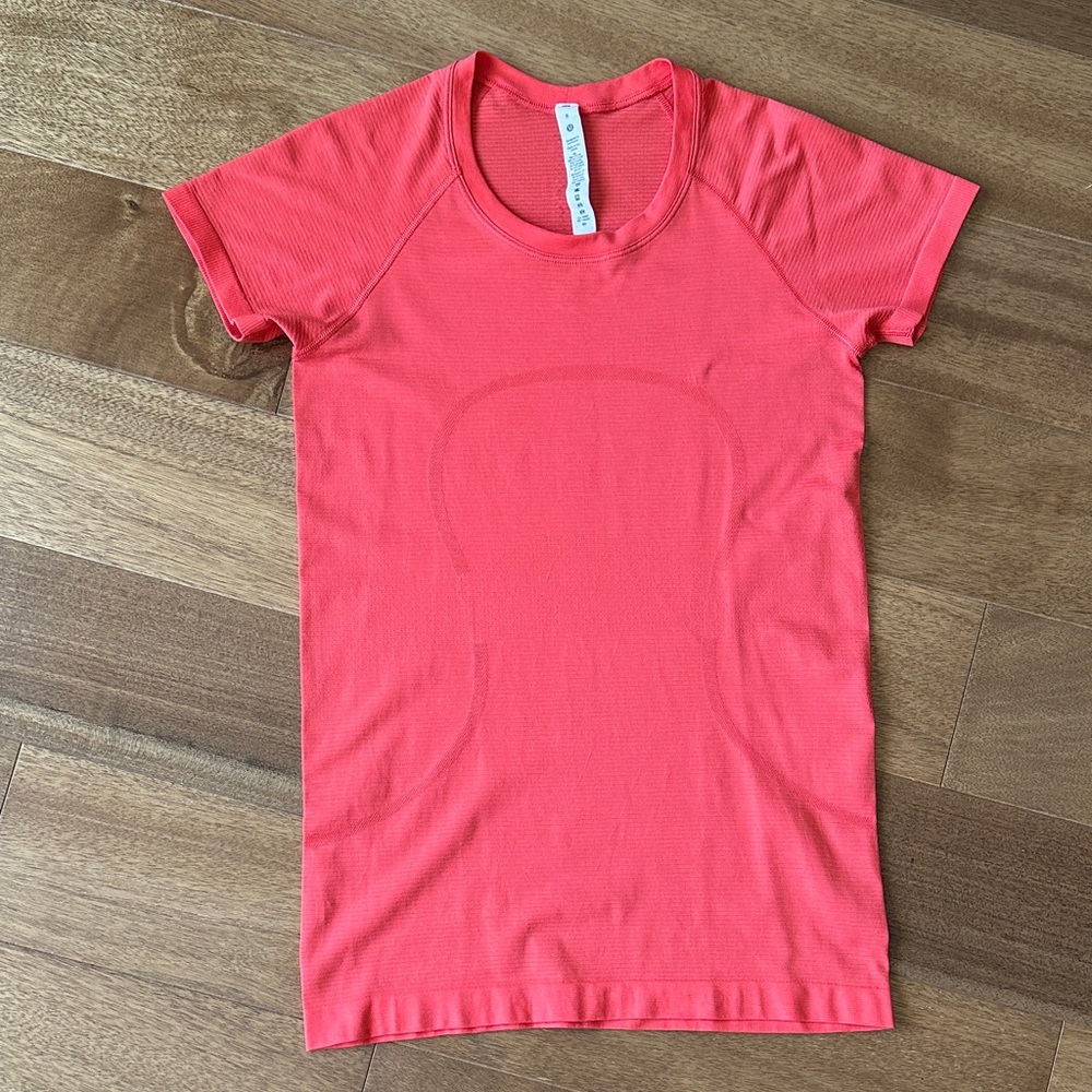 Lululemon Athletica Orange Short Sleeve Swiftly Tee